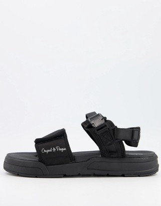 black chunky sporty sandals