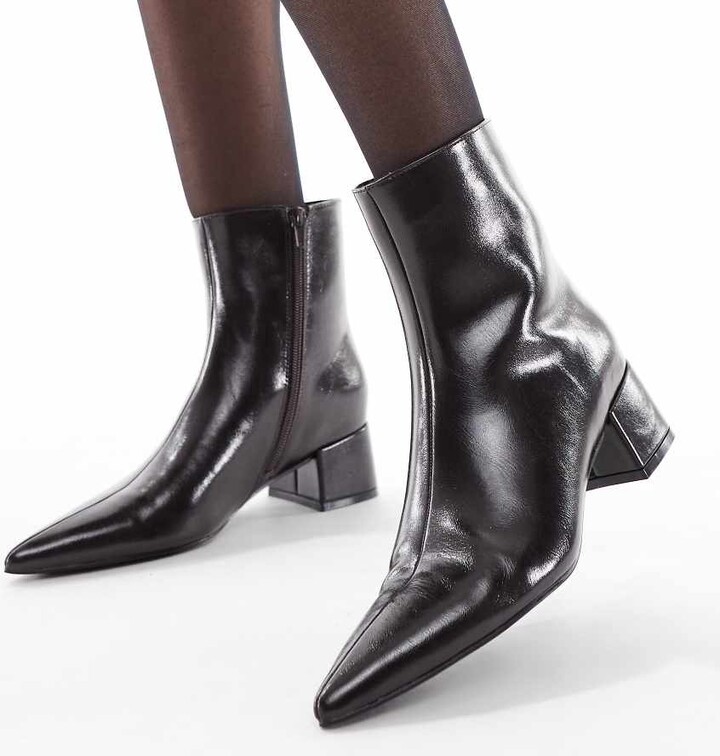 Schuh Bridget heeled ankle boots in burgundy