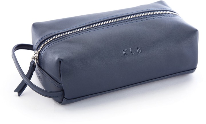 royce new york sling backpack