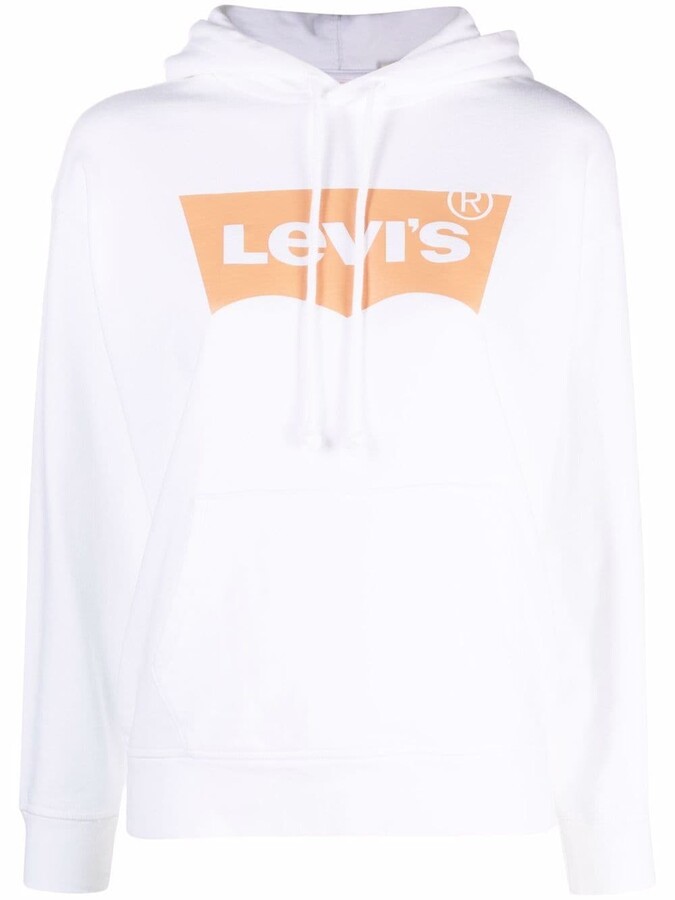 white levis sweater