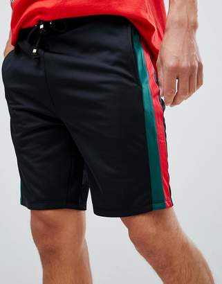 Criminal Damage shorts in black with side stripe