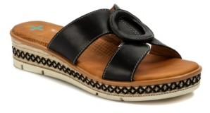 bare traps miriam wedge sandal