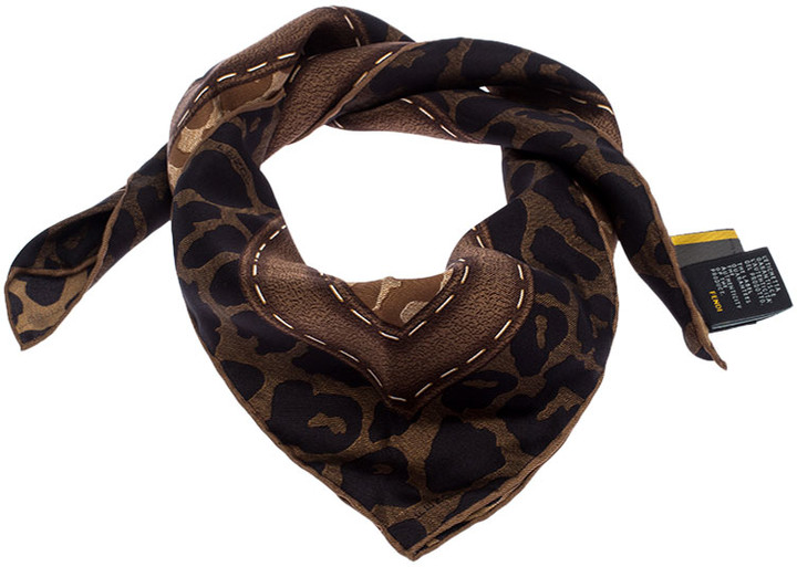 fendi leopard print scarf