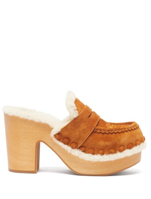 tan clogs heel