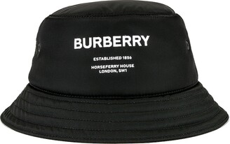 BURBERRY ハット Burberry Horseferry Print Bucket Hat | Black | FARFETCH