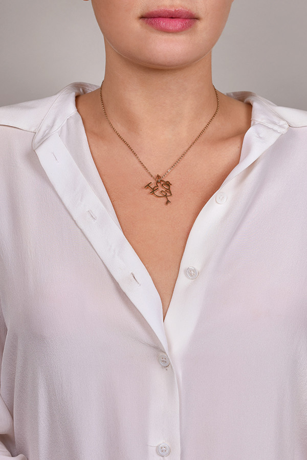 i heart dior necklace