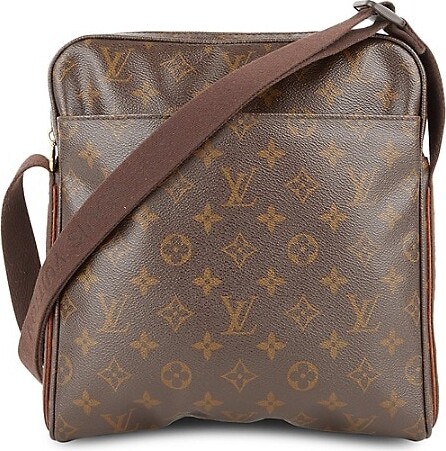 Louis Vuitton Damier Ebene Beaubourg MM - ShopStyle Shoulder Bags