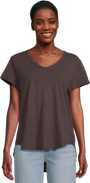 Mod-o-doc V-neck Short Sleeve T-Shirts With Curved Hem Women's Clothing Washed Ebony : LG (US 12-14), Cotton