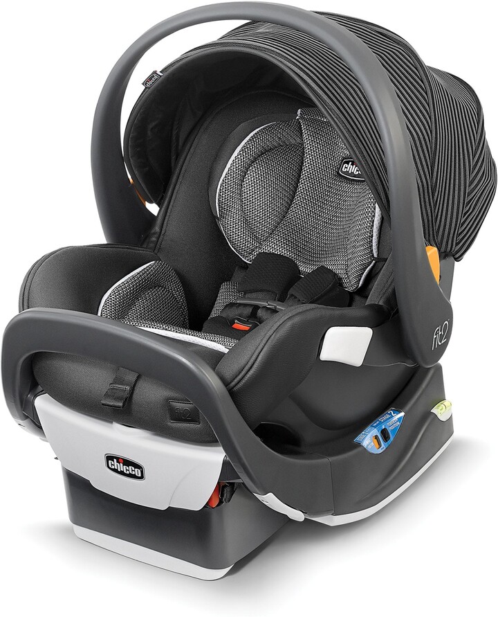 Chicco& Fit2& LE 2-Year Rear-Facing Infant & Toddler Car Seat in Verso