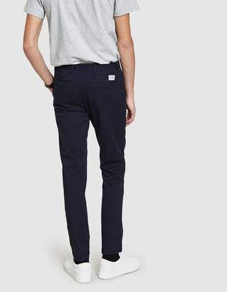 Norse Projects Aros Slim Light Stretch Pant in Dark Navy