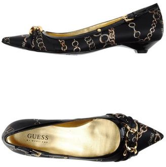 GUESS by Marciano 4483 GUESS BY MARCIANO Court