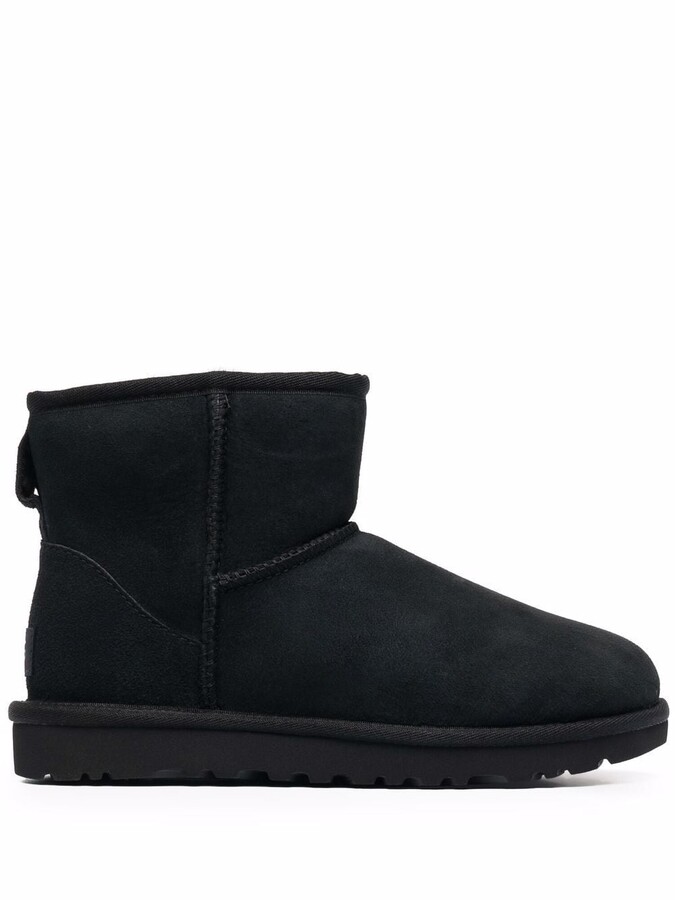 UGG logo-patch Mini Classic boots - ShopStyle