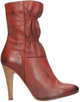 marc jacobs red boots