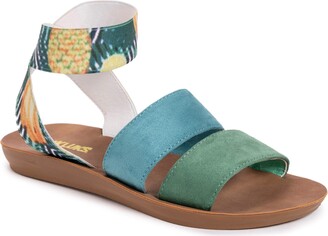 Cute Flat Sandals | Shop the world's largest collection of fashion |  ShopStyle