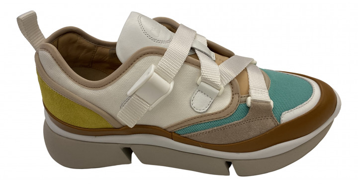 chloe sonnie trainers