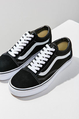 vans off the wall black and white shoes