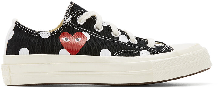 play converse low black
