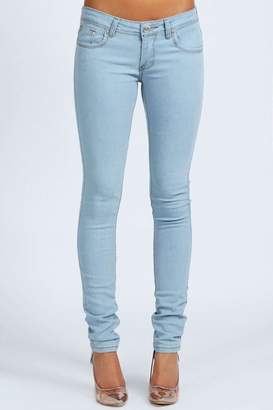 boohoo Petite Loren Wow Bleach Super Skinny Jeans