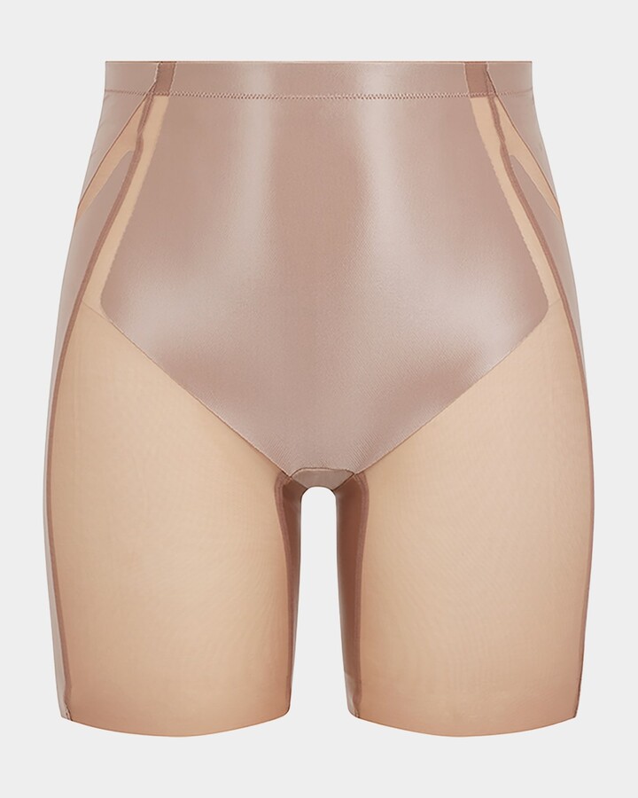 SPANXshape™ Booty-Lifting Mid-Thigh Shorts