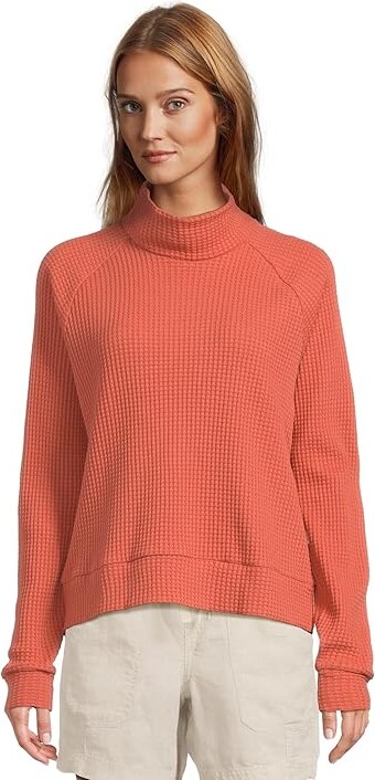 The North Face Long Sleeve Mock Neck Chabot Women's Clothing Mars Dust : XL, Cotton