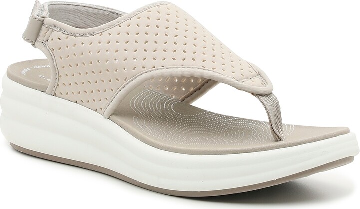 clarks trace drift sandals