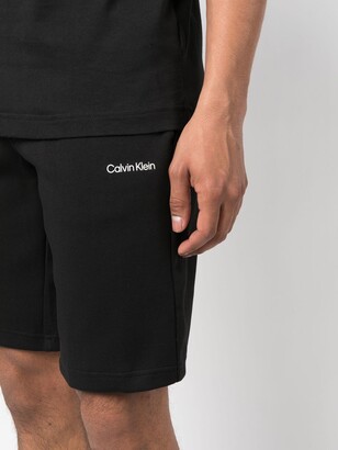 Calvin Klein Logo-Print Detail Shorts