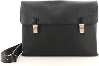 Louis Vuitton Saratov Messenger Bag Taiga Leather and Canvas GM