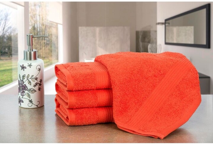 https://img.shopstyle-cdn.com/sim/f4/a1/f4a19a9231e053d14bbdcba9952555af_best/ample-decor-hand-towels-for-bathroom-cotton-600-gsm-18x28-inch-by-ample-decor-4-pcs.jpg