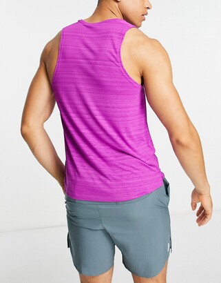 nike running miler vest