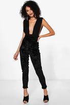Thumbnail for your product : boohoo Ria Super Skinny Stretch Crushed Velvet Trousers