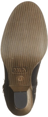 mia kori braided boot