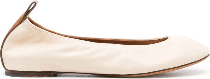 Round-Toe Leather Ballerina Shoes