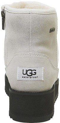 UGG Ridge Mini Boots White