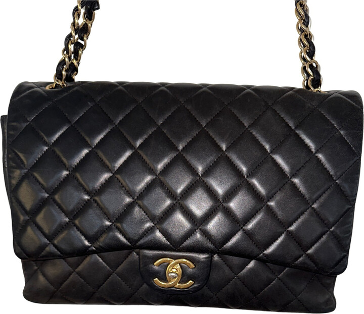 Timeless/classique leather crossbody bag Chanel Black in Leather - 36221143
