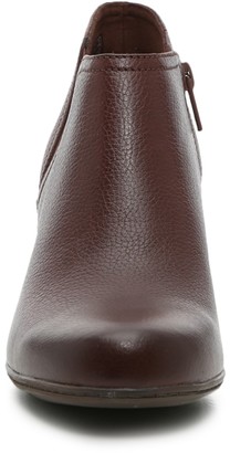 Clarks valarie hollis bootie Clearance