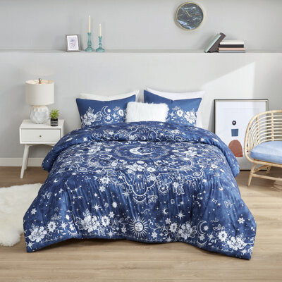 Intelligent Design Stella Celestial Comforter Set