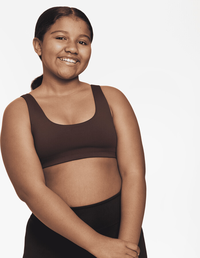 Nike Dri-FIT Alate All U Big Kids' (Girls') Sports Bra (Extended Size).