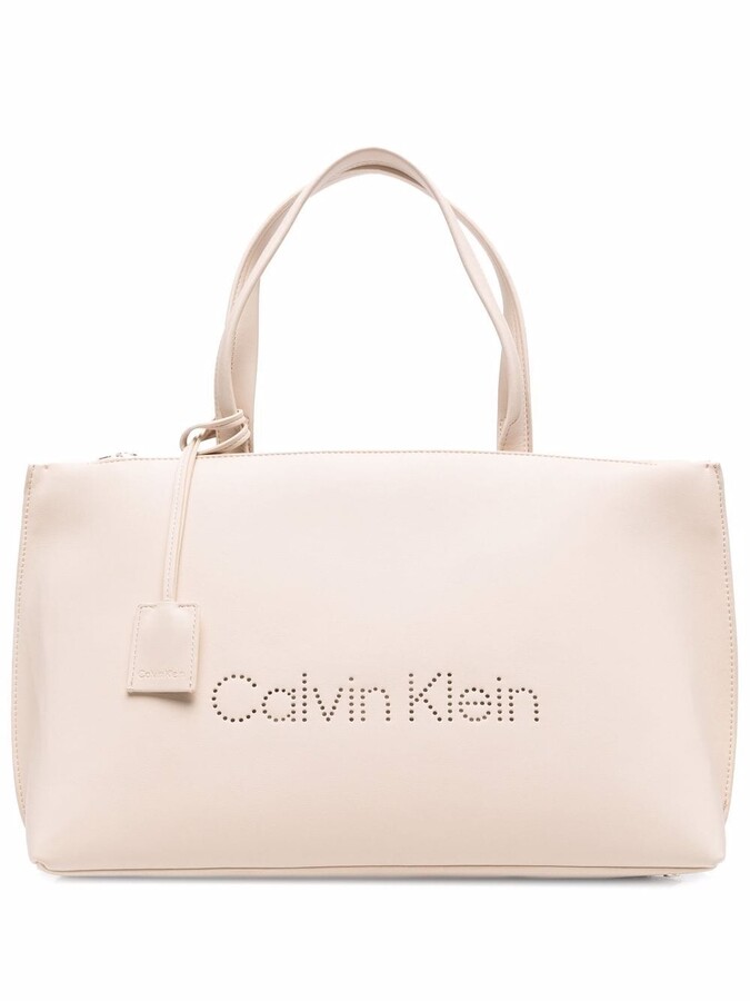 Calvin Klein Bags Outlet Usa Great Offers, 61% OFF | kashmirifoodie.com