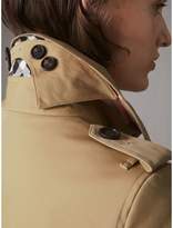Thumbnail for your product : Burberry The Chelsea Short Trench Coat