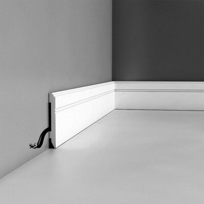 Orac Decor High Impact 4-5/16" H X 1/2" D X 78" W Crown