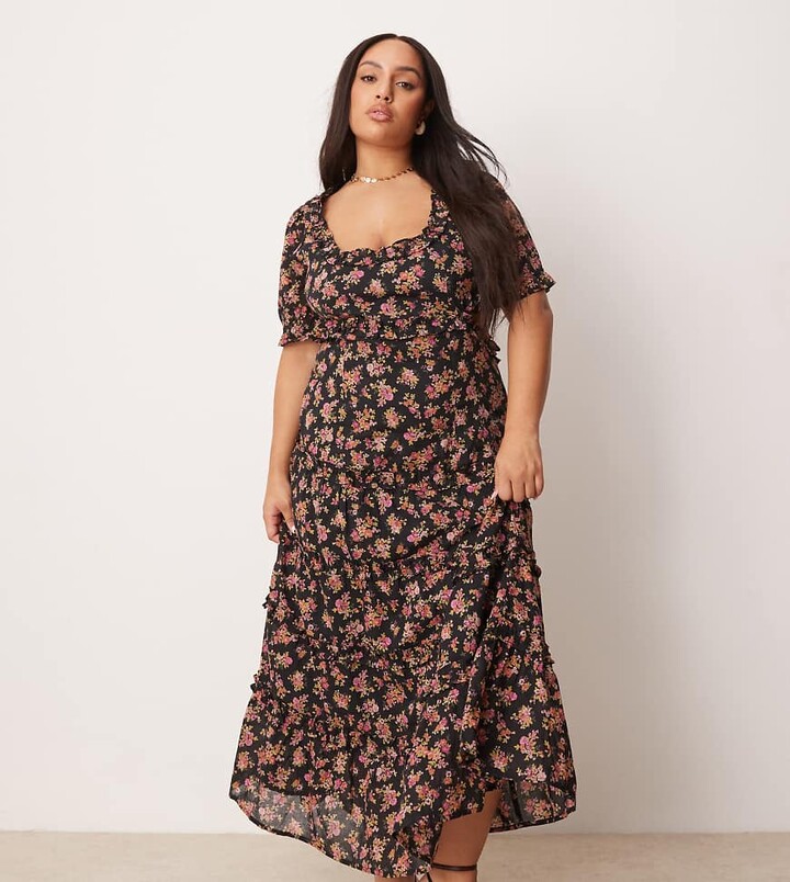 ASOS Curve ASOS DESIGN Curve sweetheart neckline midi dress with cut out in dark base floral