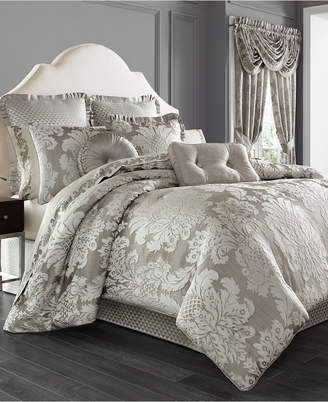 J Queen New York Chandelier Comforter Sets