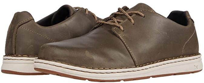 brooks non slip work shoes