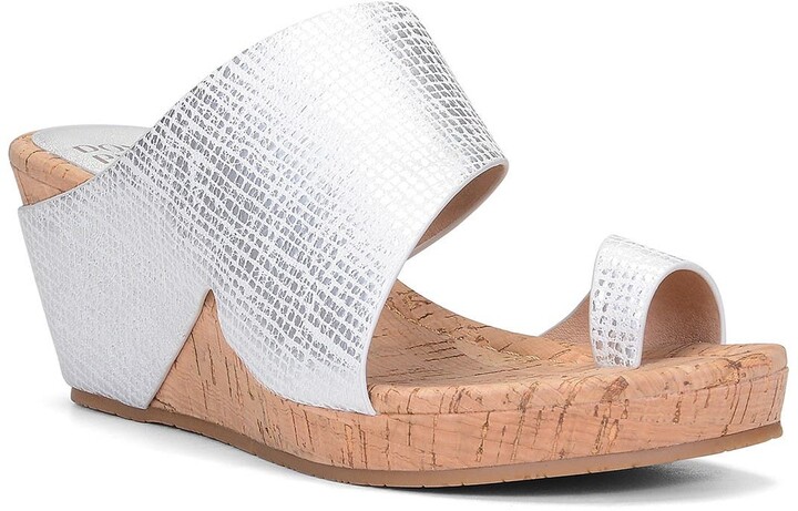 donald pliner wedge heels