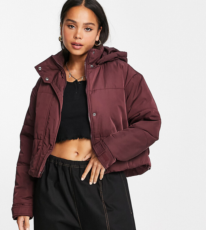 Collusion cropped hooded nylon puffer jacket in burgundy - ShopStyle