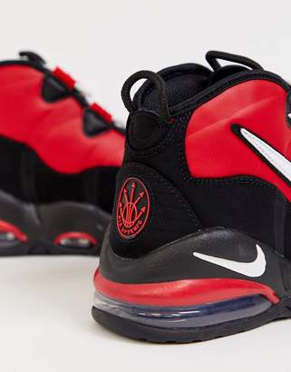 Nike Uptempo '95 trainers in black and red