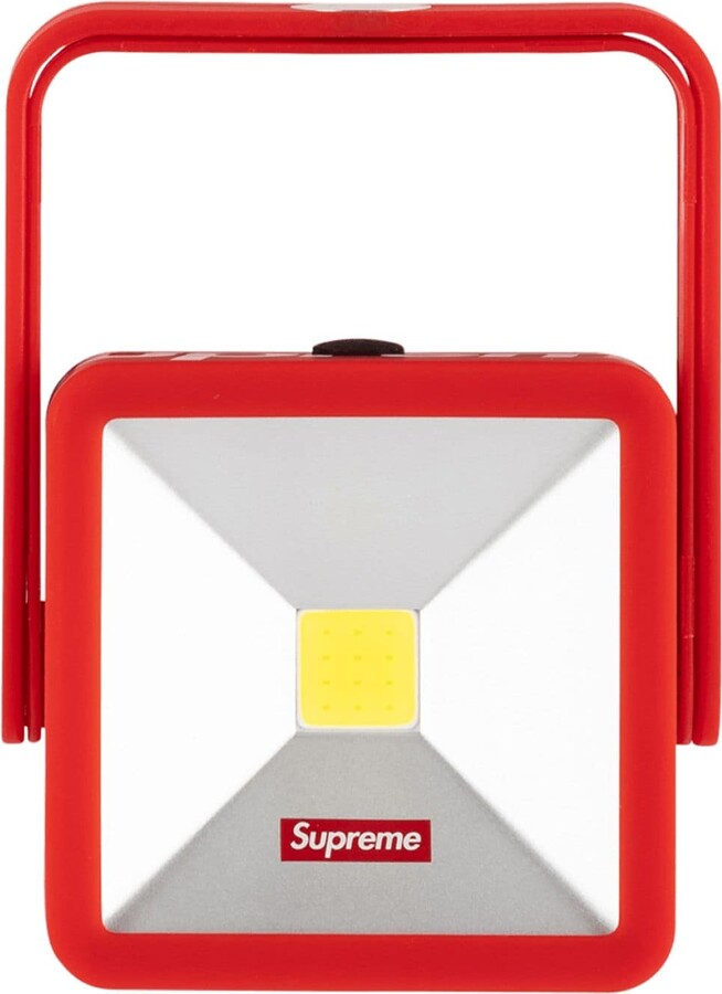 Supreme magnetic kickstand light Clearance