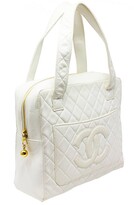 Thumbnail for your product : Chanel White Quilted Lambskin Leather Cc Double Pocket Logo Bag