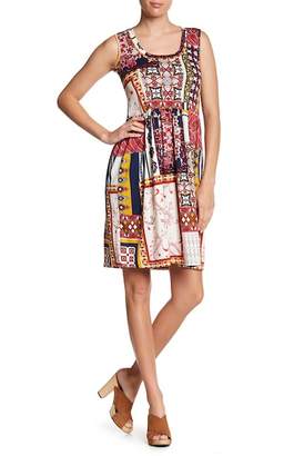 24\u002F7 Comfort Patterned Sleeveless Dress (Plus Size Available)