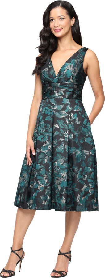 Alex Evenings Petite Sleeveless Midi Dress